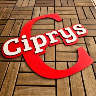 menovka ciprys